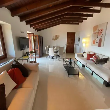 公寓 Penthouse Andrea 梅纳